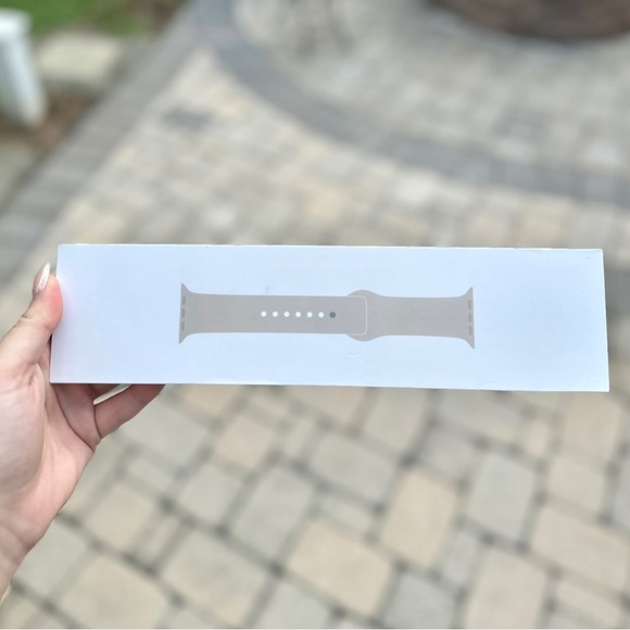 Apple Watch Sport Band in Starlight - Picture 6 of 7